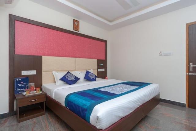 Готель Famous Residency Tiruchirappalli Екстер'єр фото